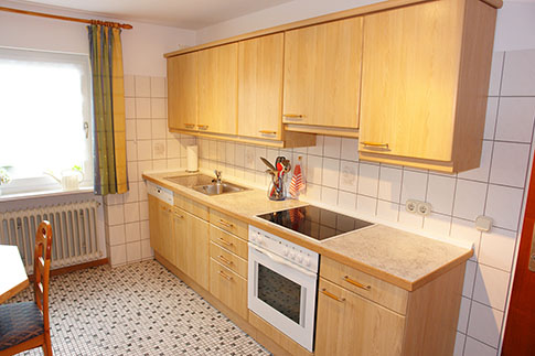 Appartement 1: cuisine quipe de faon trs modernes, 
idale pour la fe du logis